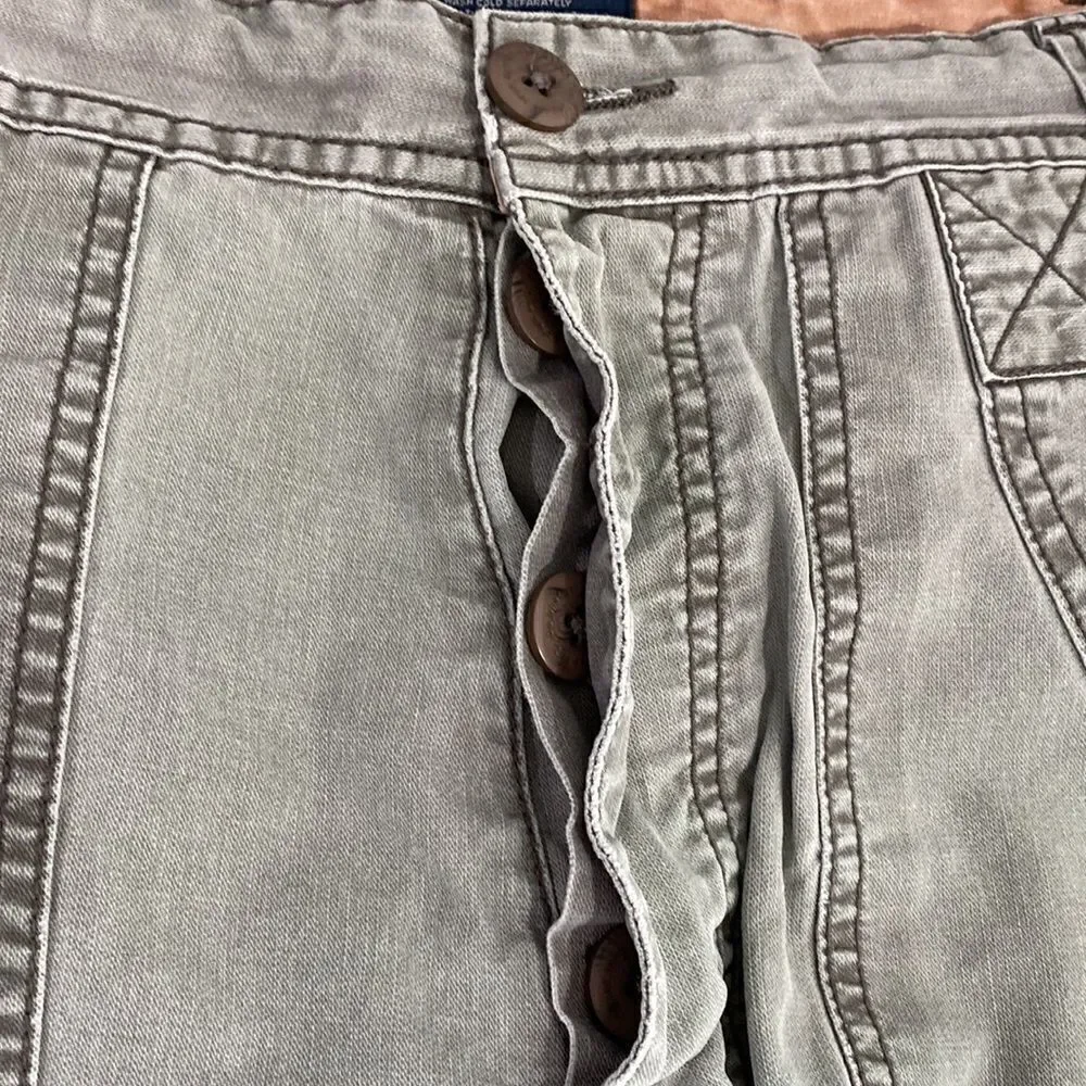 Life Is Good belt loops